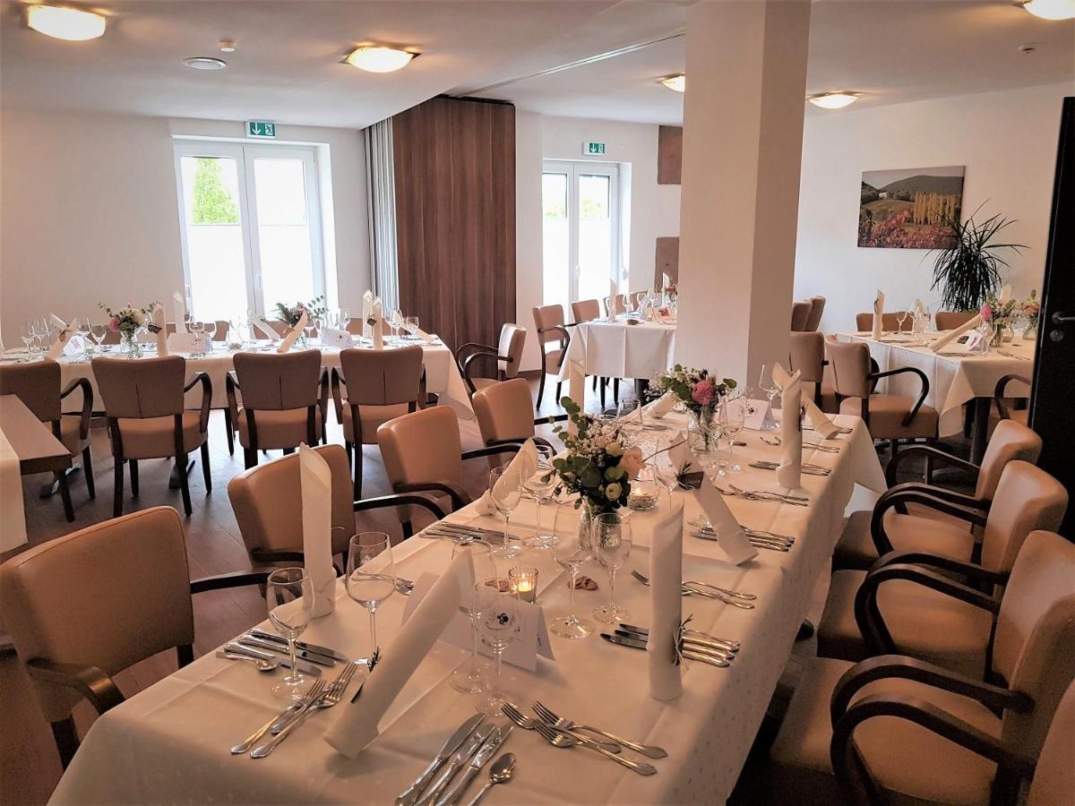 Hotel-Restaurant Pfaelzer Hof Edenkoben Luaran gambar