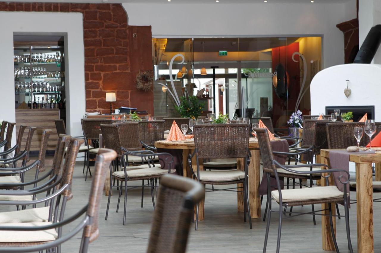 Hotel-Restaurant Pfaelzer Hof Edenkoben Luaran gambar