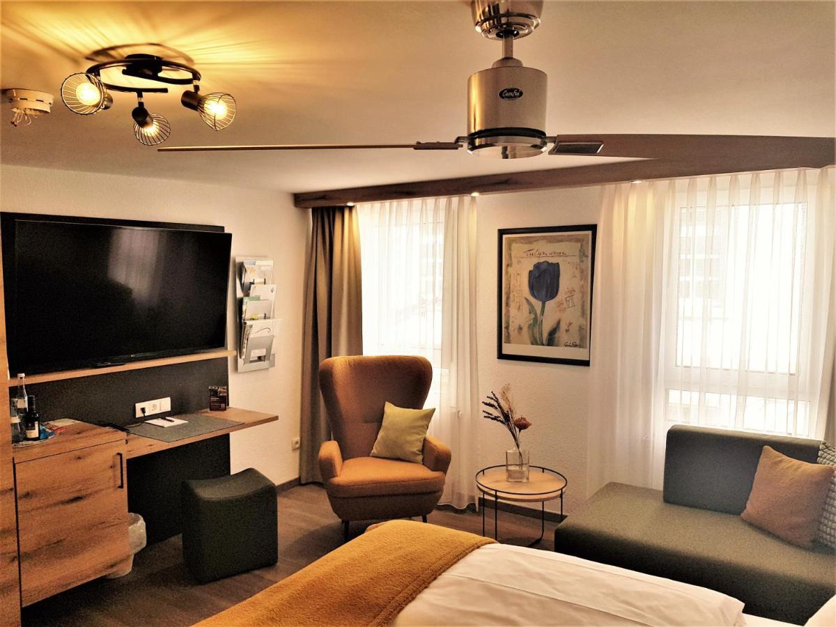 Hotel-Restaurant Pfaelzer Hof Edenkoben Luaran gambar