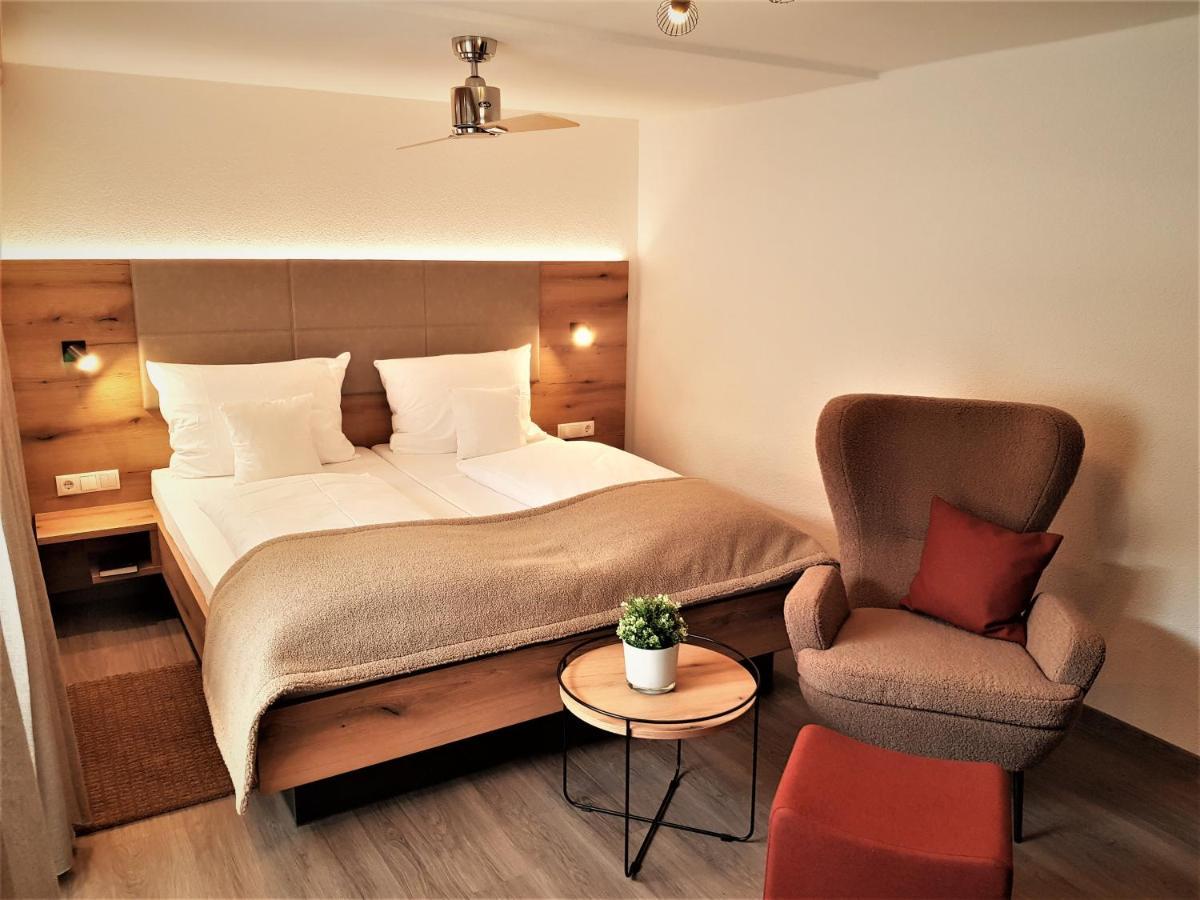 Hotel-Restaurant Pfaelzer Hof Edenkoben Luaran gambar