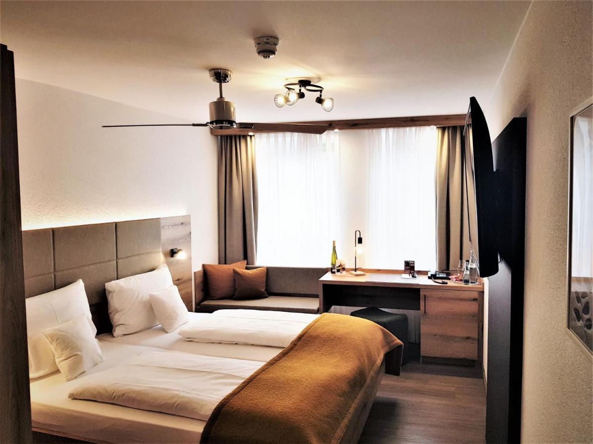 Hotel-Restaurant Pfaelzer Hof Edenkoben Luaran gambar