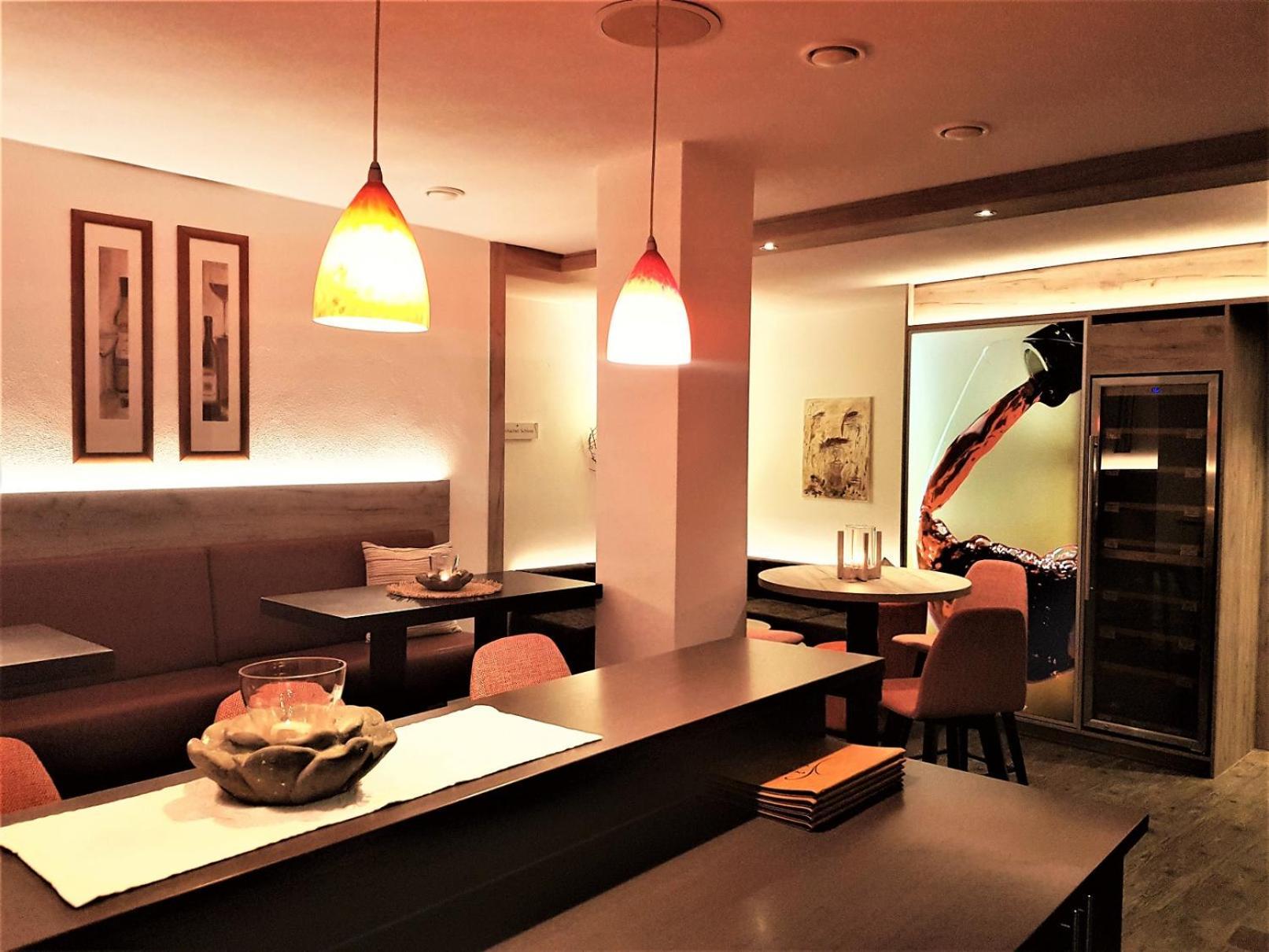 Hotel-Restaurant Pfaelzer Hof Edenkoben Luaran gambar