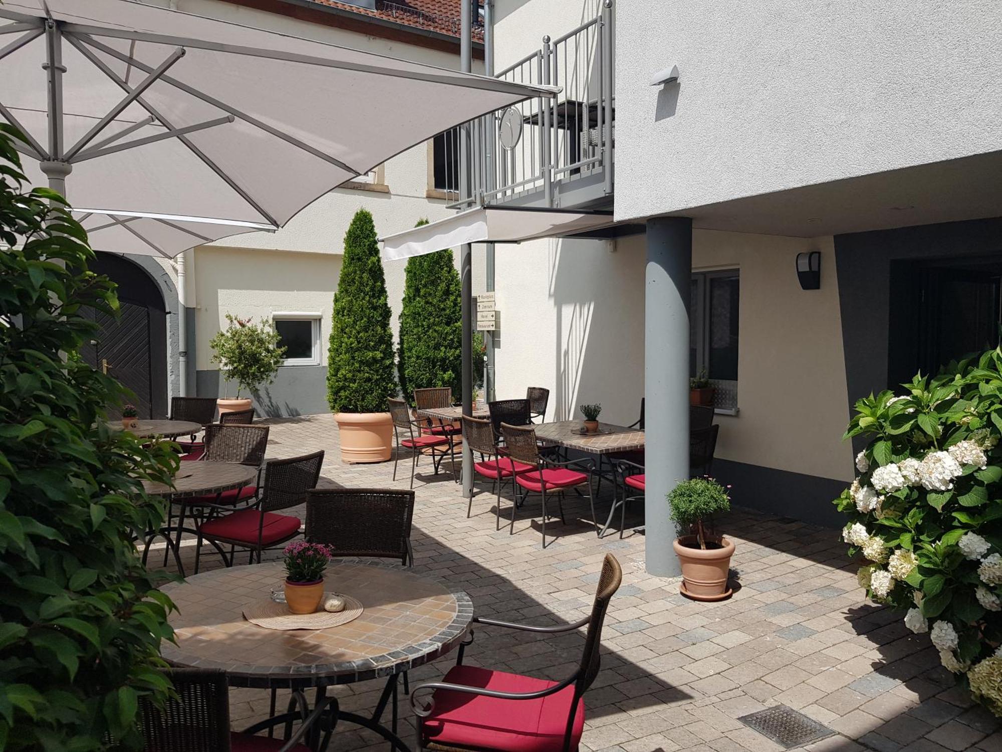 Hotel-Restaurant Pfaelzer Hof Edenkoben Luaran gambar
