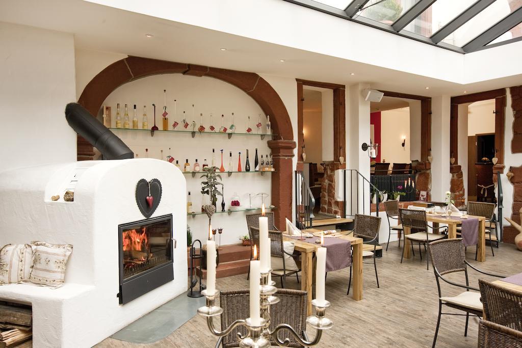 Hotel-Restaurant Pfaelzer Hof Edenkoben Luaran gambar